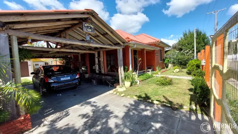 CASA ESTILO RÚSTICO - ATLÂNTIDA - XANGRI-LÁ: 2ª foto da galeria de imagens do imóvel