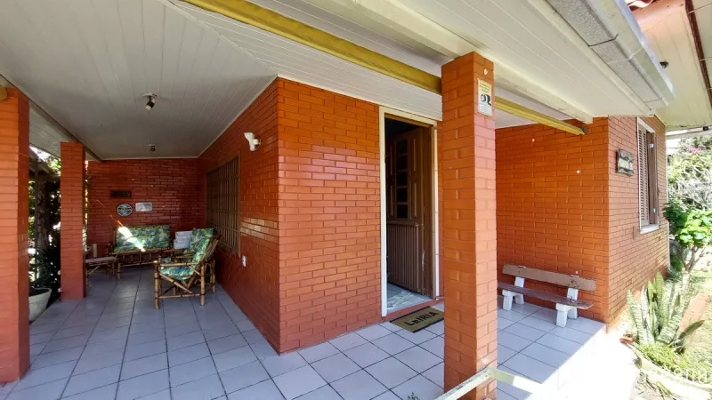 CASA ESTILO RÚSTICO - ATLÂNTIDA - XANGRI-LÁ: 5ª foto da galeria de imagens do imóvel