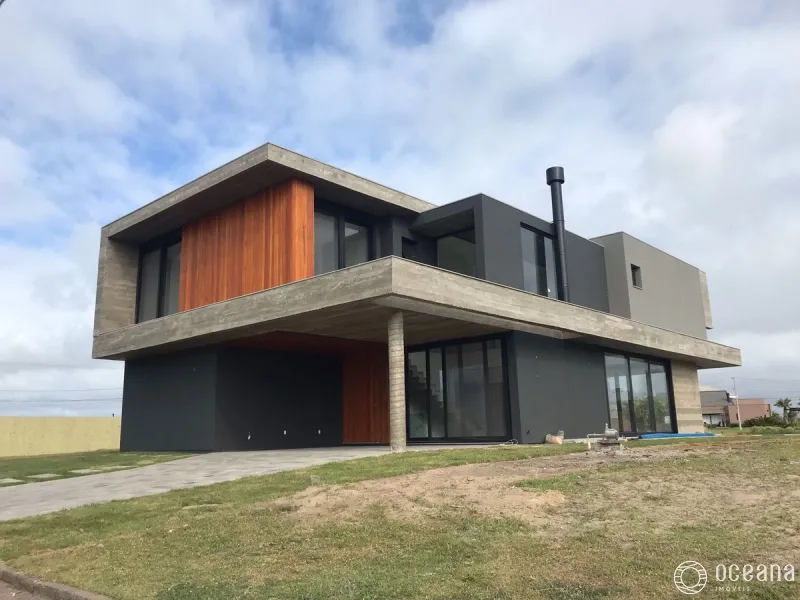 Excelente casa em condomínio fechado!: 1ª foto da galeria de imagens do imóvel