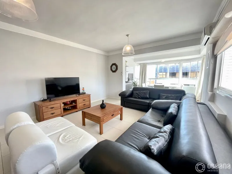 APARTAMENTO DE FRENTE COM VISTA PARA O MAR !: 1ª foto da galeria de imagens do imóvel