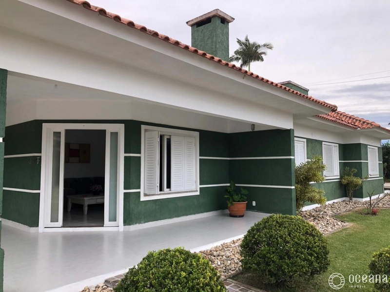 CASA ATLANTIDA 4 DORMITÓRIOS E PISCINA!!: 1ª foto da galeria de imagens do imóvel
