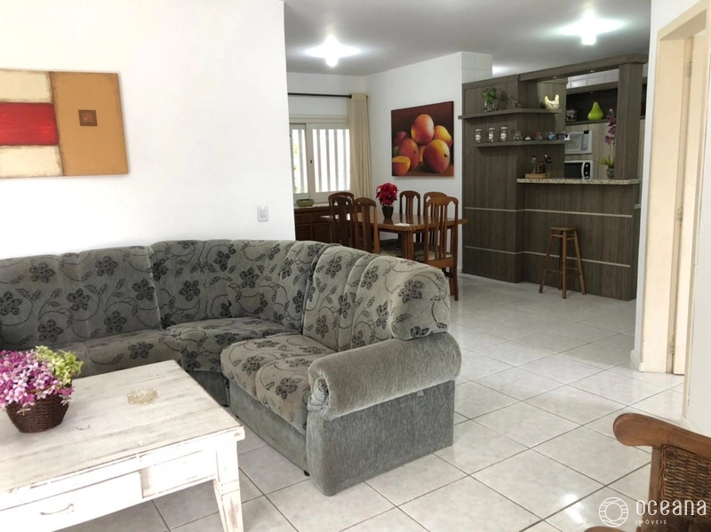 CASA ATLANTIDA 4 DORMITÓRIOS E PISCINA!!: 3ª foto da galeria de imagens do imóvel