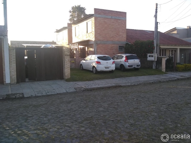 Sobrado com piscina centro de Xangri-la!!: 5ª foto da galeria de imagens do imóvel