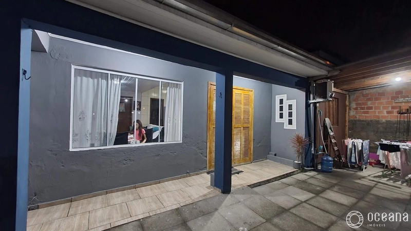 CASA DE 04 DORMITÓRIOS + ANEXO NA FRENTE: 4ª foto da galeria de imagens do imóvel