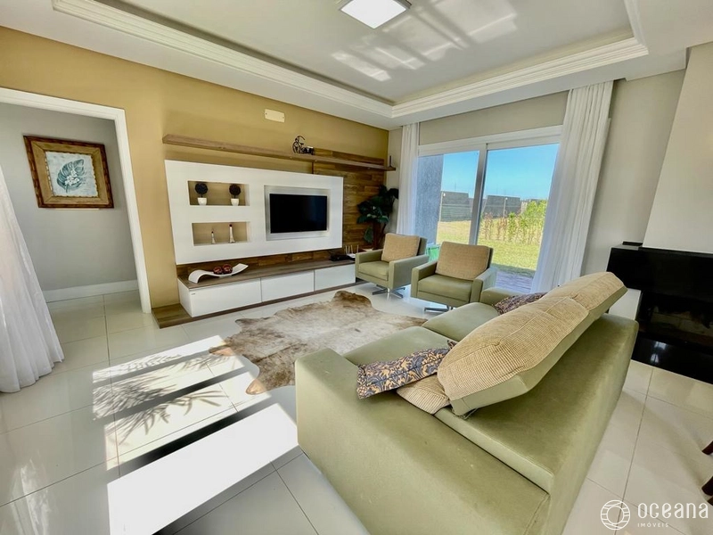 Casa 4 Dormitorios , condomínio fechado, Confira!: 4ª foto da galeria de imagens do imóvel