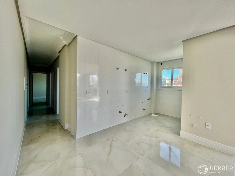 APARTAMENTO 03 DORMITÓRIOS, SACADA DE FRENTE VISTA MAR!: 15ª foto da galeria de imagens do imóvel