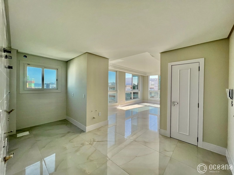 APARTAMENTO 03 DORMITÓRIOS, SACADA DE FRENTE VISTA MAR!: 7ª foto da galeria de imagens do imóvel