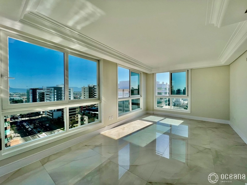 APARTAMENTO 03 DORMITÓRIOS, SACADA DE FRENTE VISTA MAR!: 8ª foto da galeria de imagens do imóvel
