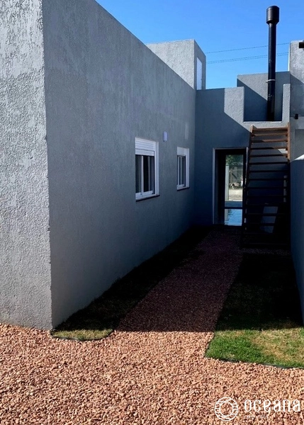 CASA COM TERRAÇO 03 QUADRAS DO MAR EM CAPAO DA CANOA: 12ª foto da galeria de imagens do imóvel