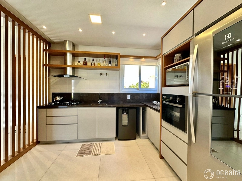 CASA JUNTO AO MAR E PLATAFORMA DE ATLÂNTIDA: 20ª foto da galeria de imagens do imóvel