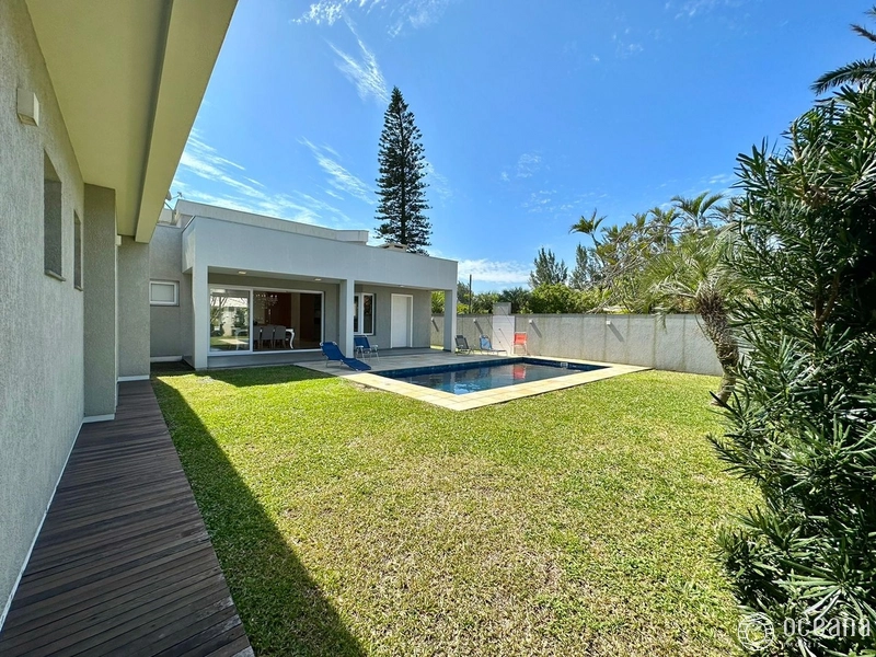 CASA JUNTO AO MAR E PLATAFORMA DE ATLÂNTIDA: 15ª foto da galeria de imagens do imóvel