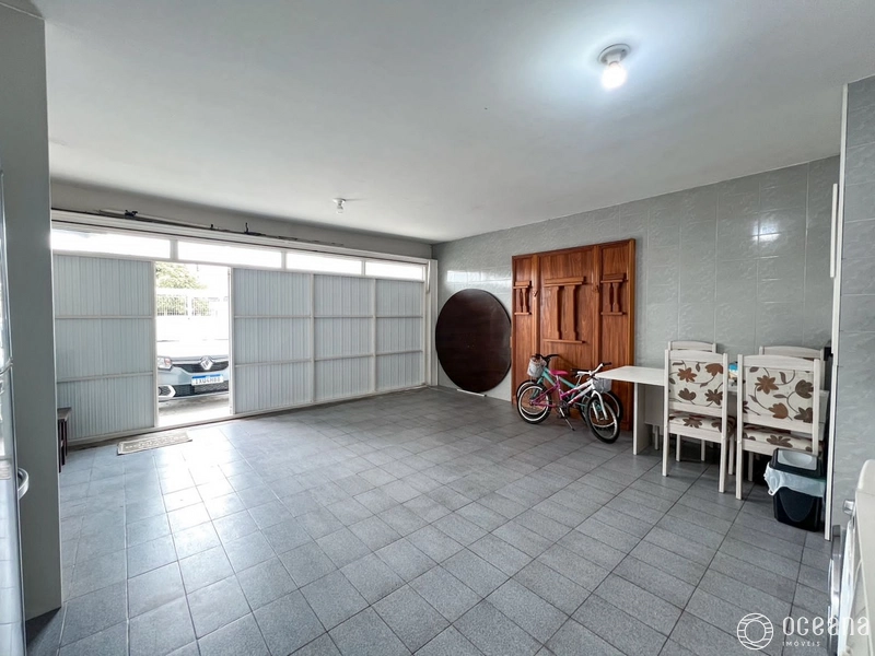 Casa de 03 dormitórios: 4ª foto da galeria de imagens do imóvel