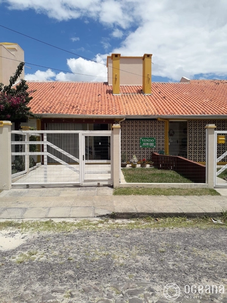 CASA CAPÃO NOVO: 1ª foto da galeria de imagens do imóvel