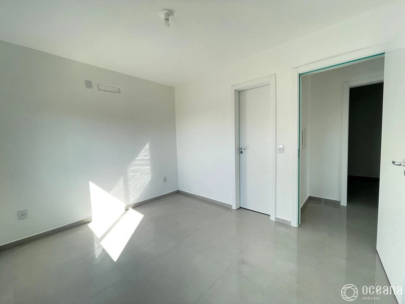 CASA HÁ 50 METROS DA PRAIA: 7ª foto da galeria de imagens do imóvel