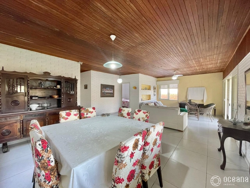 CASA DE 03 SUÍTES, MAIS DEPENDÊNCIA EM ATLÂNTIDA: 5ª foto da galeria de imagens do imóvel