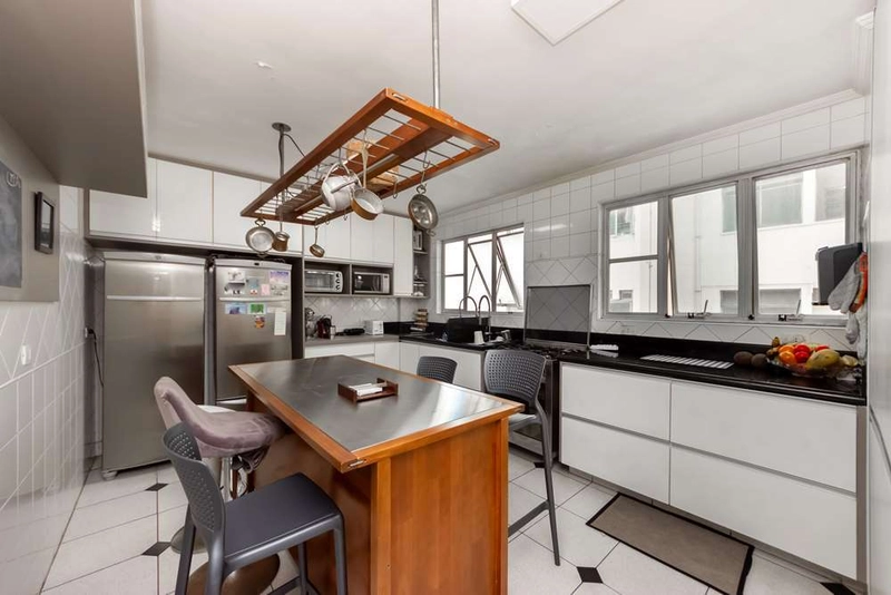 Apartamento 4 dormitórios no Jardins 1 suíte e 2 vagas de garagem: 8ª foto da galeria de imagens do imóvel