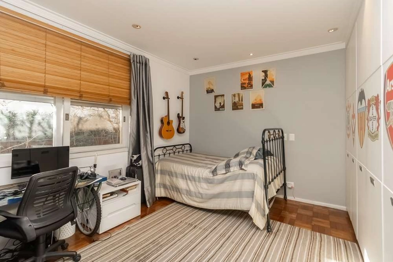 Casa 3 siuítes no Alto de Pìnheiros 3 vagas de garagem: 2ª foto da galeria de imagens do imóvel