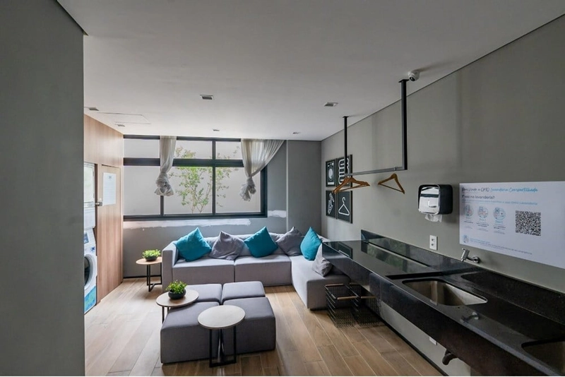Studio em Pinheiros ao lado da Linha Amarela do metrô: 4ª foto da galeria de imagens do imóvel