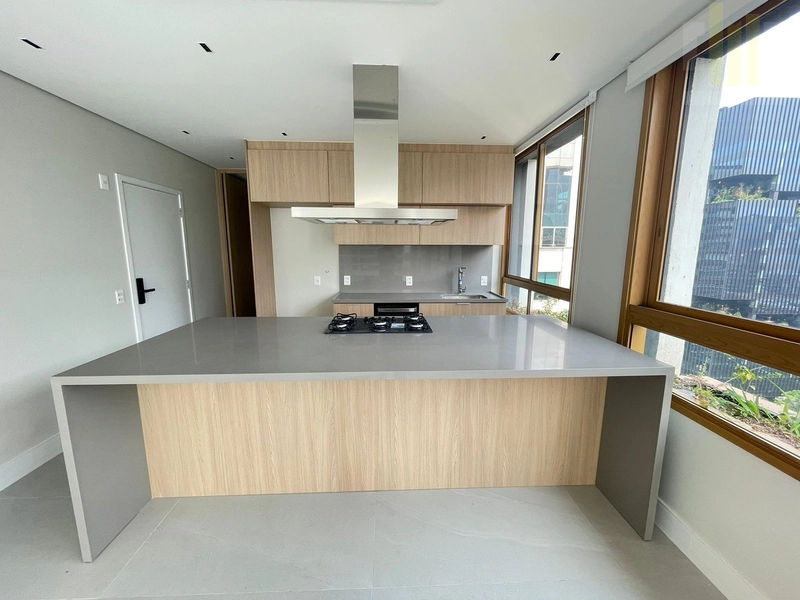 Apartamento locação Itaim Bibi novo nunca habiado com varanda e lazer: 10ª foto da galeria de imagens do imóvel