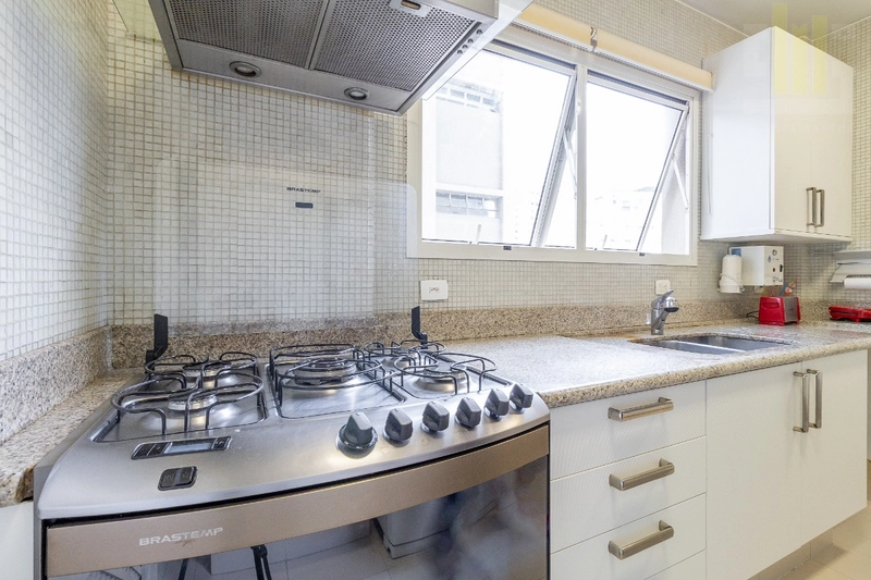 Apartamento em Higienópolis 3 dormitórios suítes 3 vagas e varanda: 30ª foto da galeria de imagens do imóvel