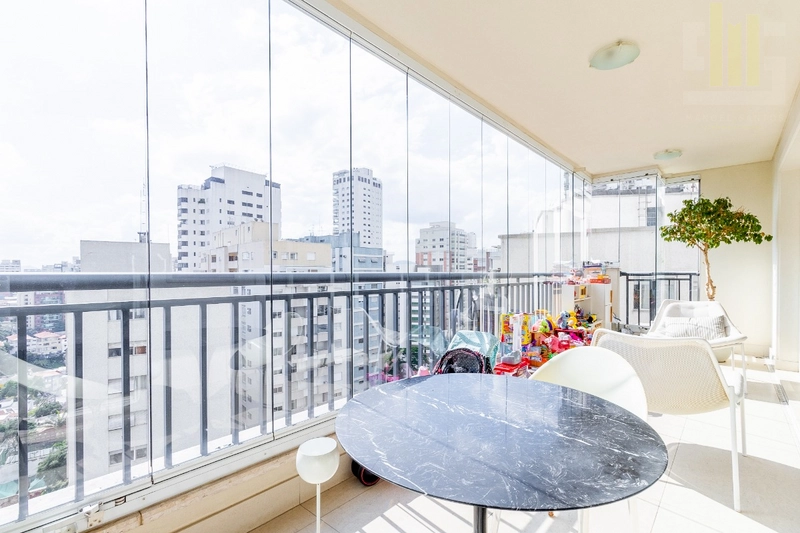 Apartamento em Higienópolis 3 dormitórios suítes 3 vagas e varanda: 7ª foto da galeria de imagens do imóvel