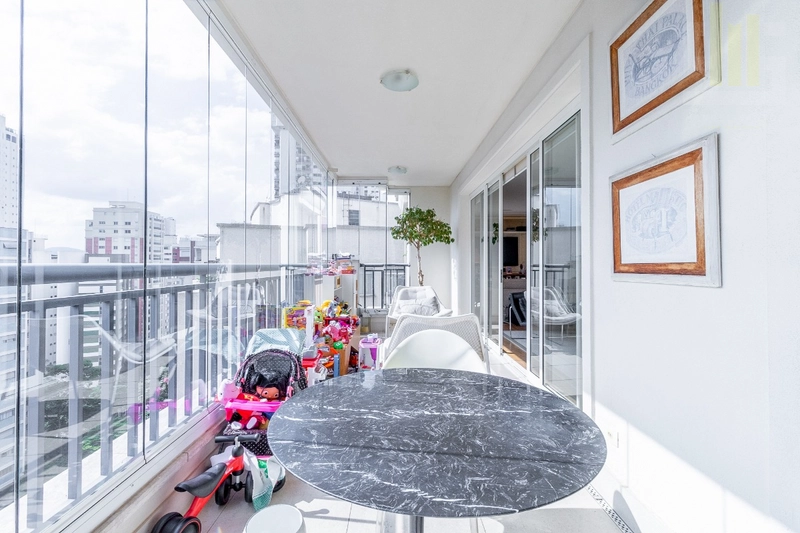 Apartamento em Higienópolis 3 dormitórios suítes 3 vagas e varanda: 8ª foto da galeria de imagens do imóvel