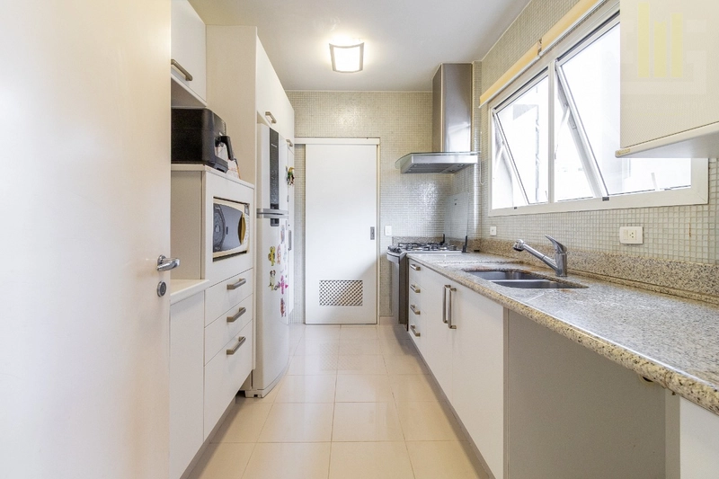 Apartamento em Higienópolis 3 dormitórios suítes 3 vagas e varanda: 31ª foto da galeria de imagens do imóvel