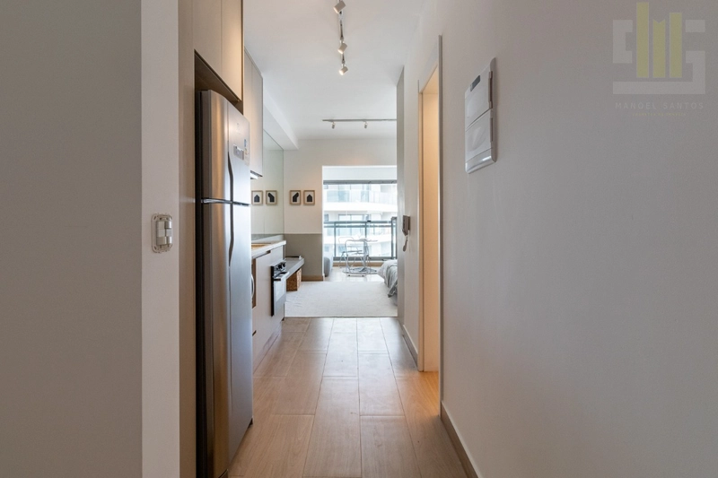 Apartamento studio mobiliado ao lado do metrô em Pinheiros com lazer: 4ª foto da galeria de imagens do imóvel