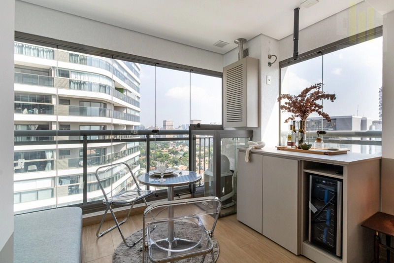 Apartamento studio mobiliado ao lado do metrô em Pinheiros com lazer: 5ª foto da galeria de imagens do imóvel