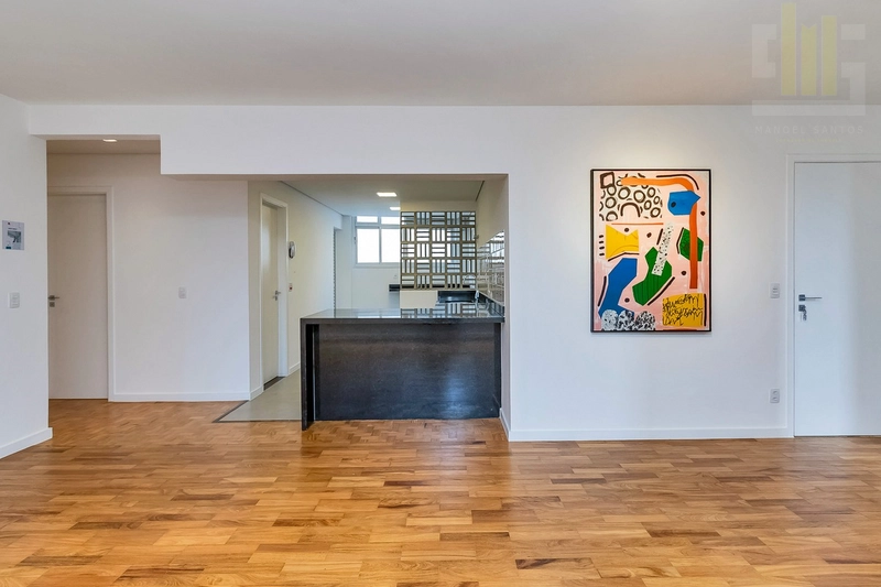 Apartamento 3 dormitórios 2 vagas em Higienópolis reformado: 3ª foto da galeria de imagens do imóvel