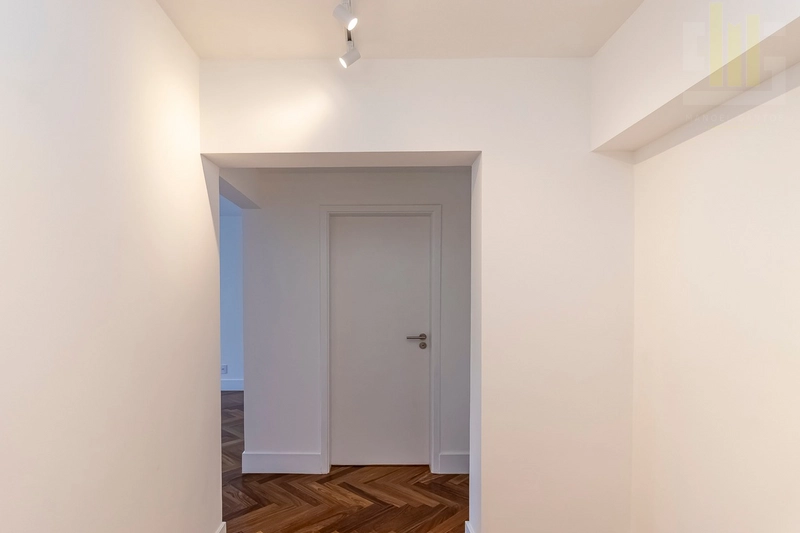 Apartamento 3 dormitórios reformado 2 vagas em Higienópolis: 25ª foto da galeria de imagens do imóvel