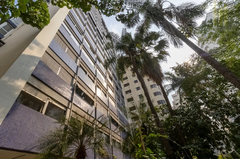 Apartamento 3 dormitórios reformado 2 vagas em Higienópolis: 37ª foto da galeria de imagens do imóvel