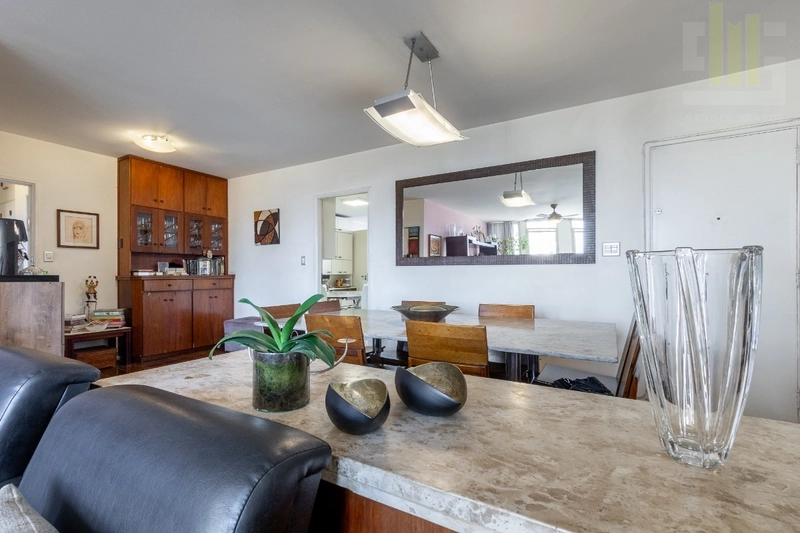 Apartamento 3 dormitórios 2 vagas na Santa Cecília divisa Higienópolis: 3ª foto da galeria de imagens do imóvel