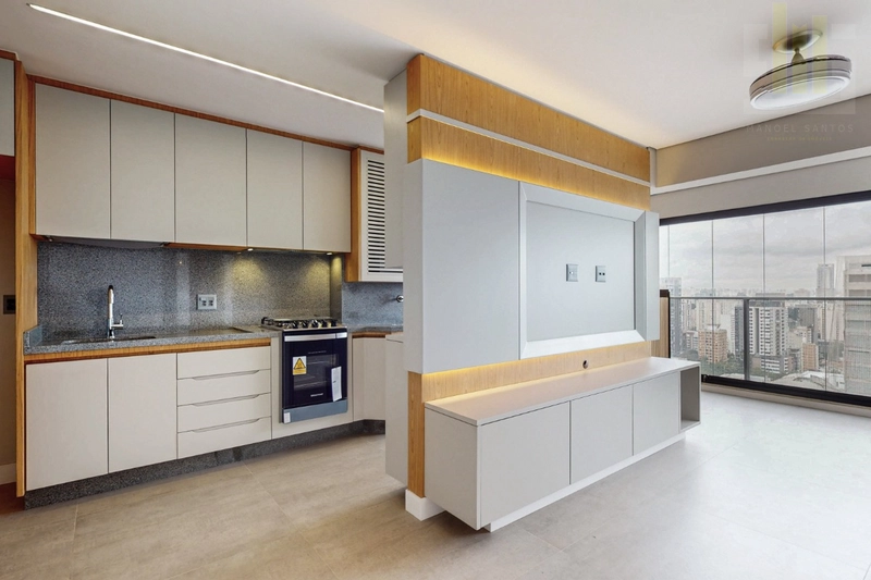 Apartamento 2 dormitórios em Pinheiros com varanda e 1 vaga de garagem: 1ª foto da galeria de imagens do imóvel