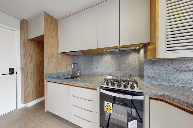 Apartamento 2 dormitórios em Pinheiros com varanda e 1 vaga de garagem: 11ª foto da galeria de imagens do imóvel
