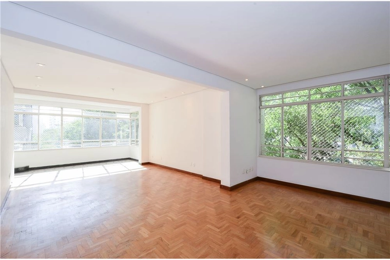 Apartamento 3 dormitórios 1 suíte Cerqueira Cesar 2 vagas de garagem: 1ª foto da galeria de imagens do imóvel