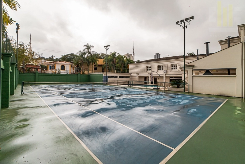 Casa com pisina no Jardim das Bandeiras e quadra de tênis: 18ª foto da galeria de imagens do imóvel