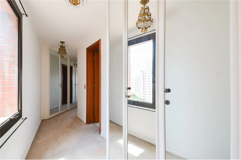 Apartamento 4 dormitórios em Perdizes perto do parque: 32ª foto da galeria de imagens do imóvel