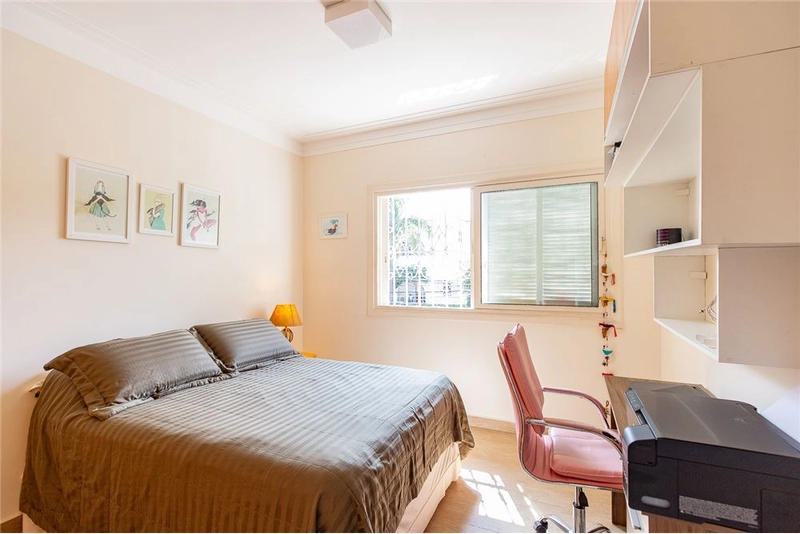 Casa sobrado 4 dormitórios 2 vagas na Vila Ipojuca: 32ª foto da galeria de imagens do imóvel