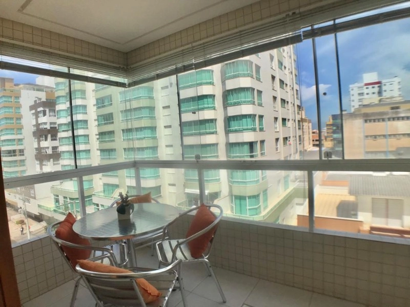 NO CORAÇÃO DA CIDADE, APENAS 2 QUADRAS DO MAR!!: 8ª foto da galeria de imagens do imóvel