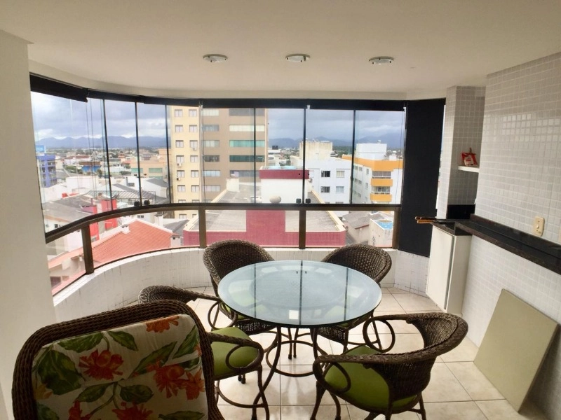 CASA OU APARTAMENTO?? CONFERE!!!: 1ª foto da galeria de imagens do imóvel