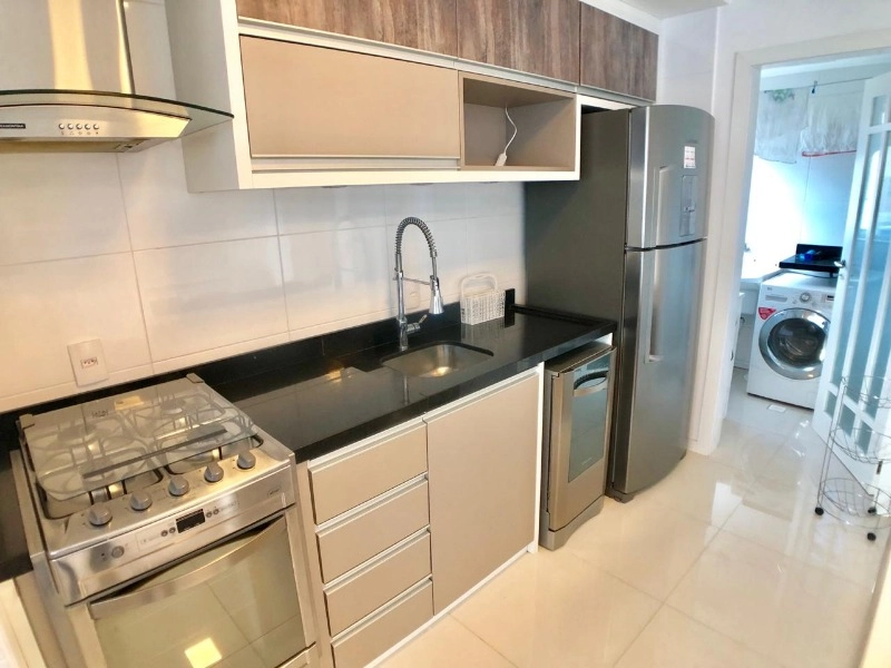 AMPLO APARTAMENTO COM INFRAESTRUTURA NA AVENIDA UBIRAJARA: 2ª foto da galeria de imagens do imóvel