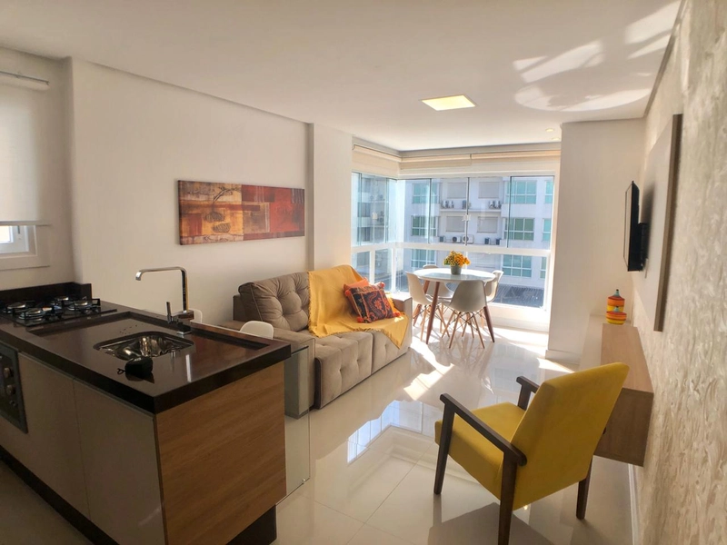 MOBILIADO E DECORADO JUNTO À AVENIDA UBIRAJARA!: 3ª foto da galeria de imagens do imóvel