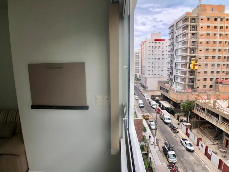 Junto à praça e bairro privilegiado!: 10ª foto da galeria de imagens do imóvel