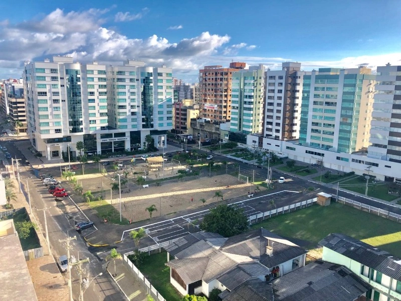 LINDA VISTA PARA A PRAÇA.: 1ª foto da galeria de imagens do imóvel