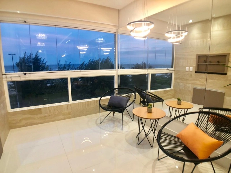 MOBILIADO E DECORADO FRENTE MAR: 6ª foto da galeria de imagens do imóvel