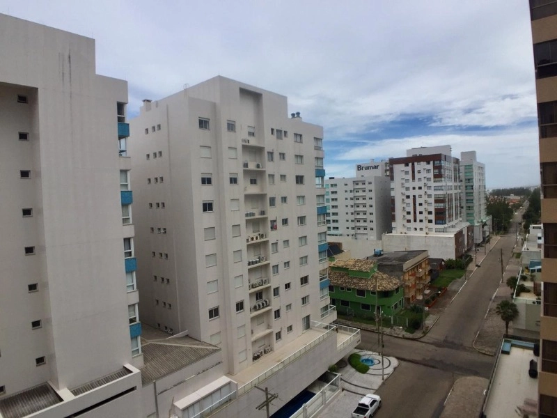 NO BAIRRO NAVEGANTES, SACADA DE FRENTE !!: 6ª foto da galeria de imagens do imóvel