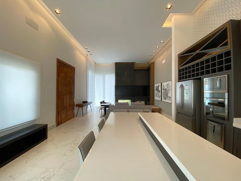 MOBILIADO E DECORADO!!!: 2ª foto da galeria de imagens do imóvel