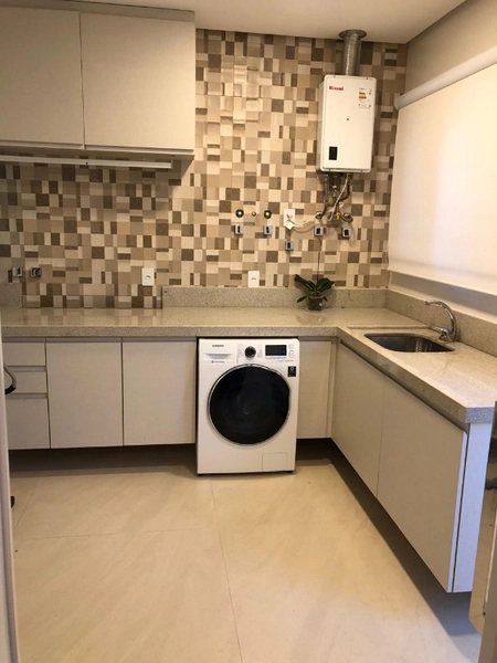 Mansão mobiliada e decorada: 9ª foto da galeria de imagens do imóvel