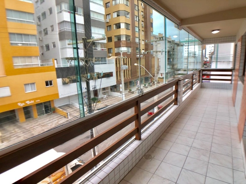 3 DORMITÓRIOS + DEPENDÊNCIA DE EMPREGADA NO CENTRO: 1ª foto da galeria de imagens do imóvel